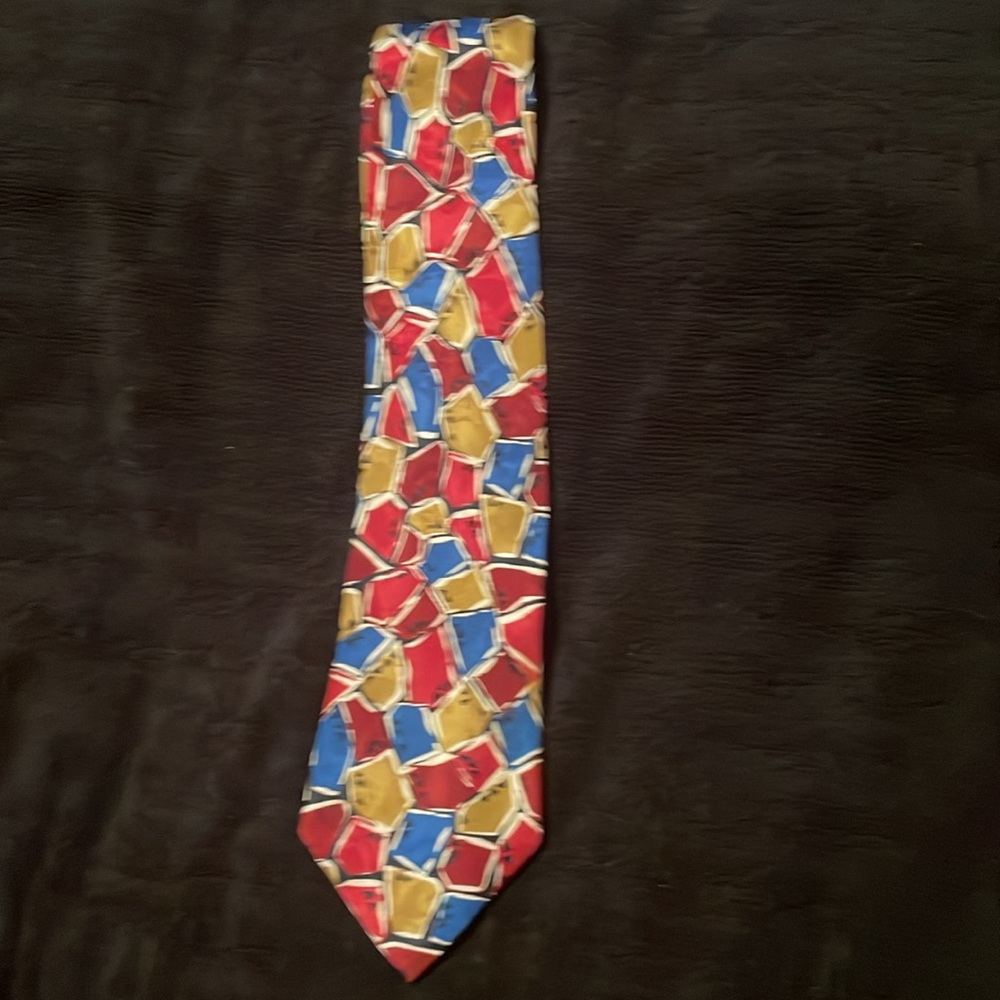 Beautiful multi/colored 100% silk Men’s Tie